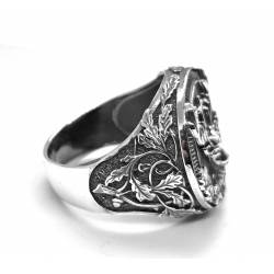 Sygnet Św. Huberta, jeleń z krzyżem.